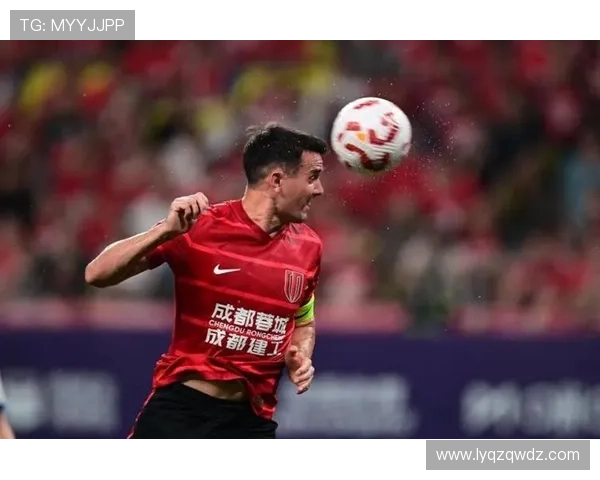 成都足球队防反战术解析：深度剖析其成功背后的秘密与策略